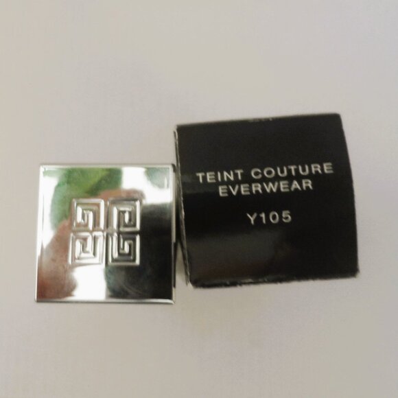 GGIVENCHY -TEINT COUTURE EVERWEAR FOUNDATION - shade Y105, New - Picture 5 of 7